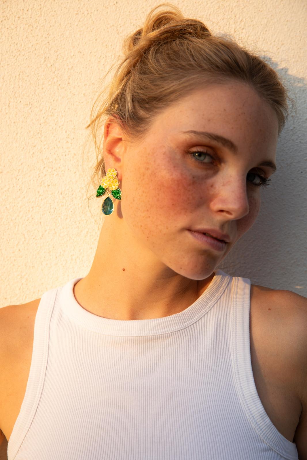 Boucles d'oreilles brodées LYSÉA