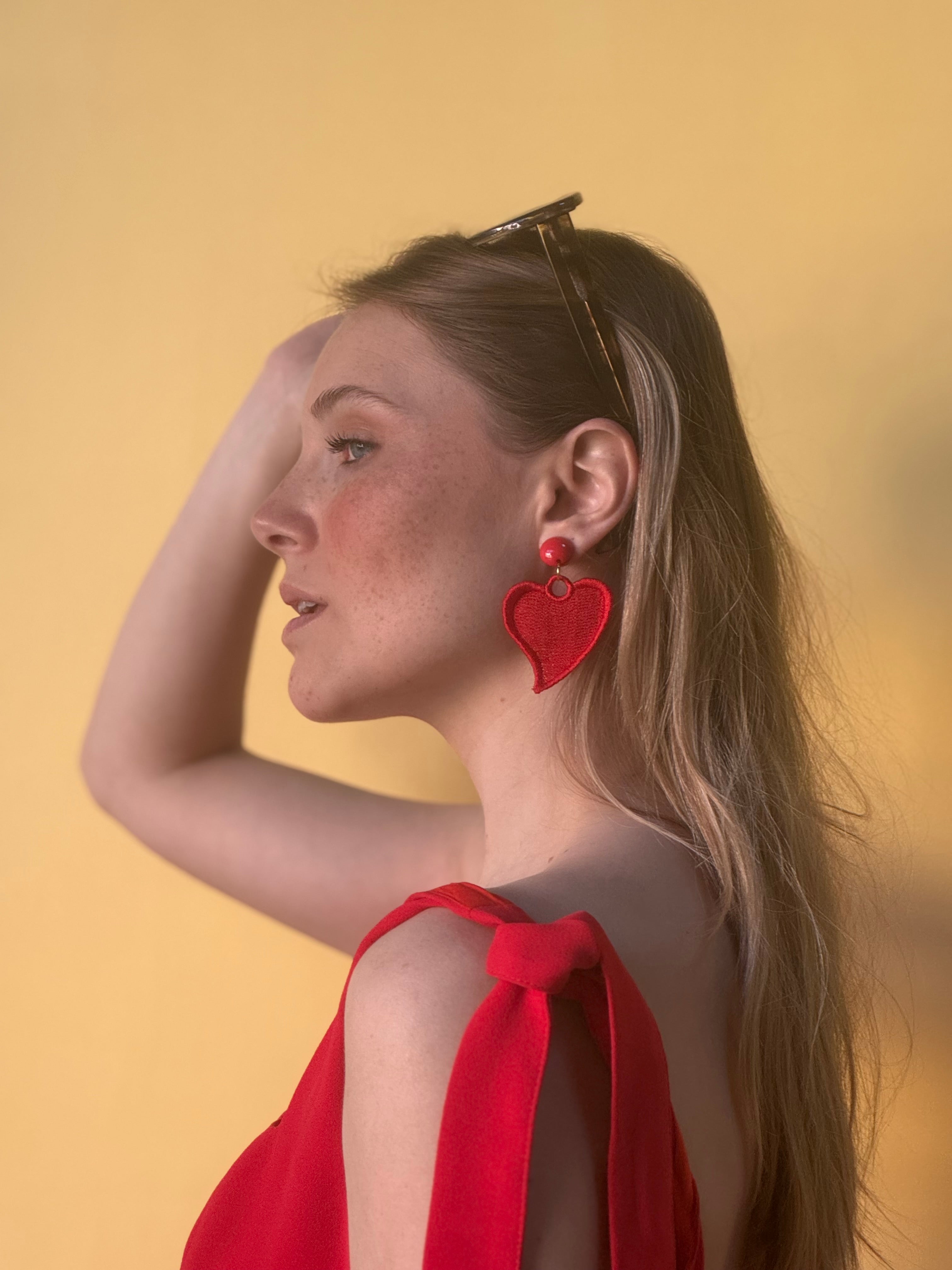 Boucles d'oreilles brodées Valentine