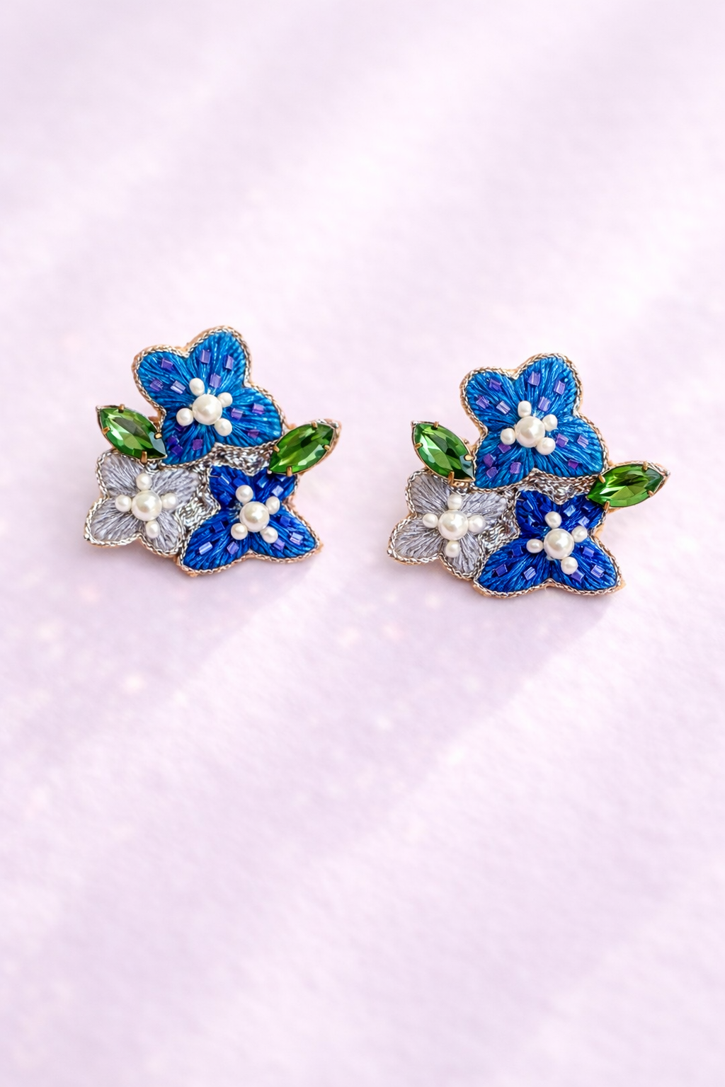 Boucles d'oreilles brodées LISA