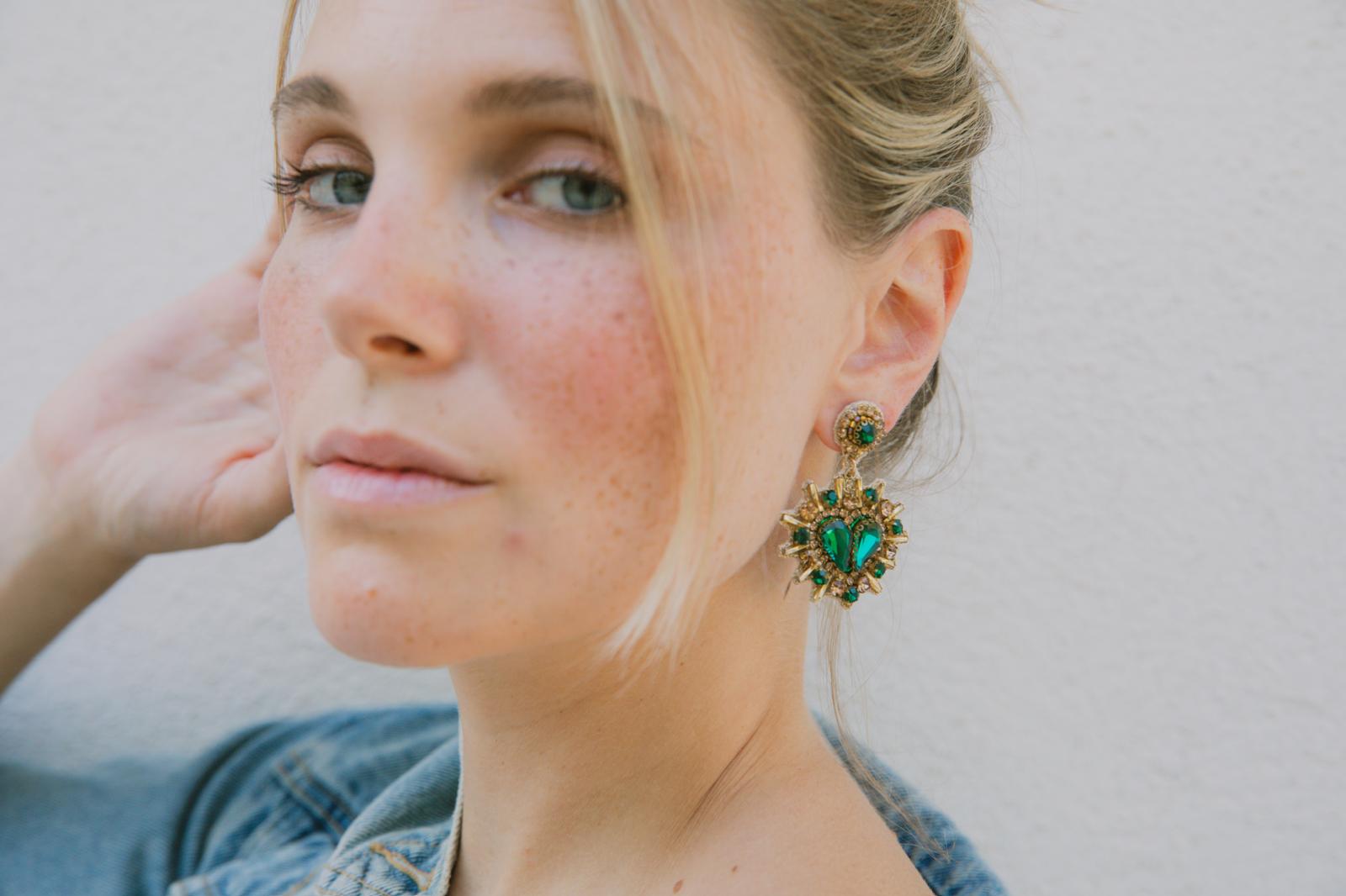Boucles d'oreilles brodées Théa