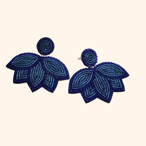Cassiopeia embroidered earrings