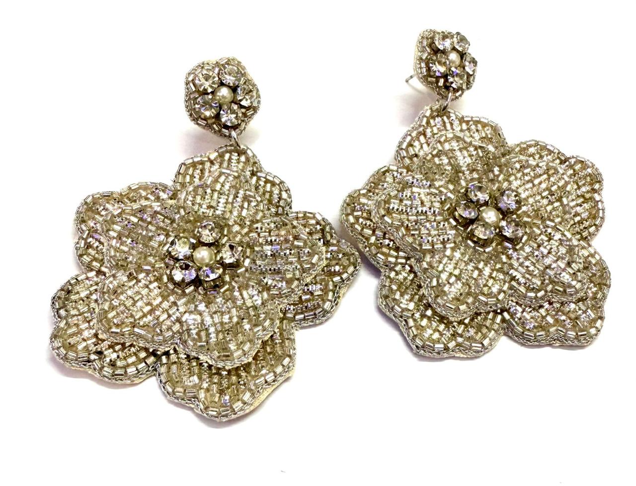 Boucles d'oreilles brodées Perlées Divya