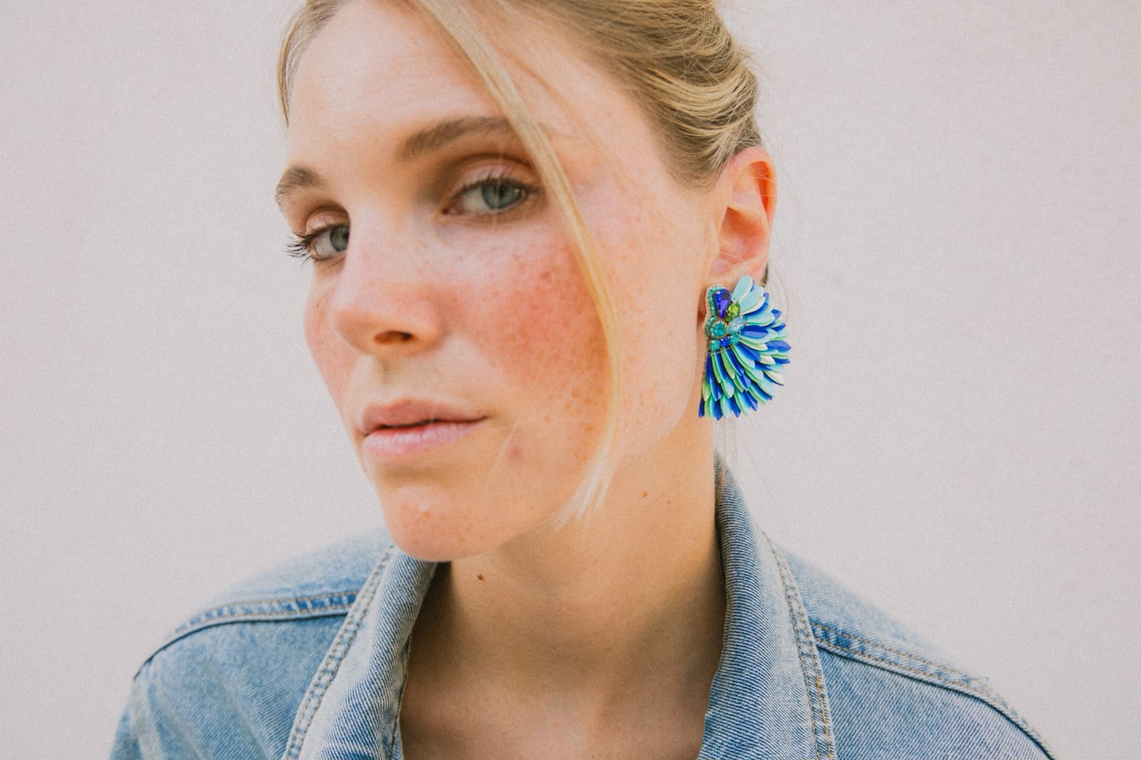 Boucles d'oreilles brodées ISÉE