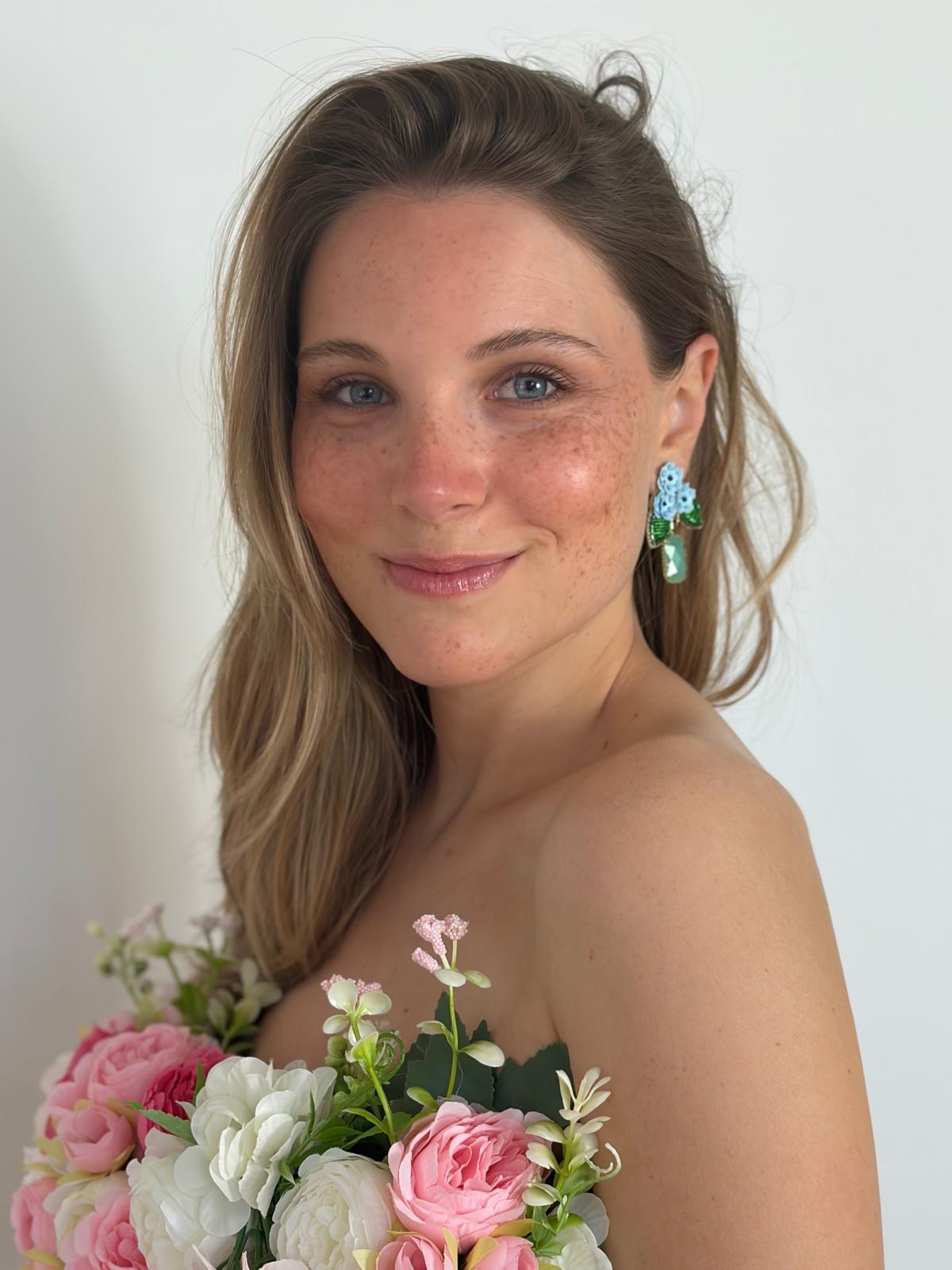 Boucles d'oreilles brodées LYSÉA