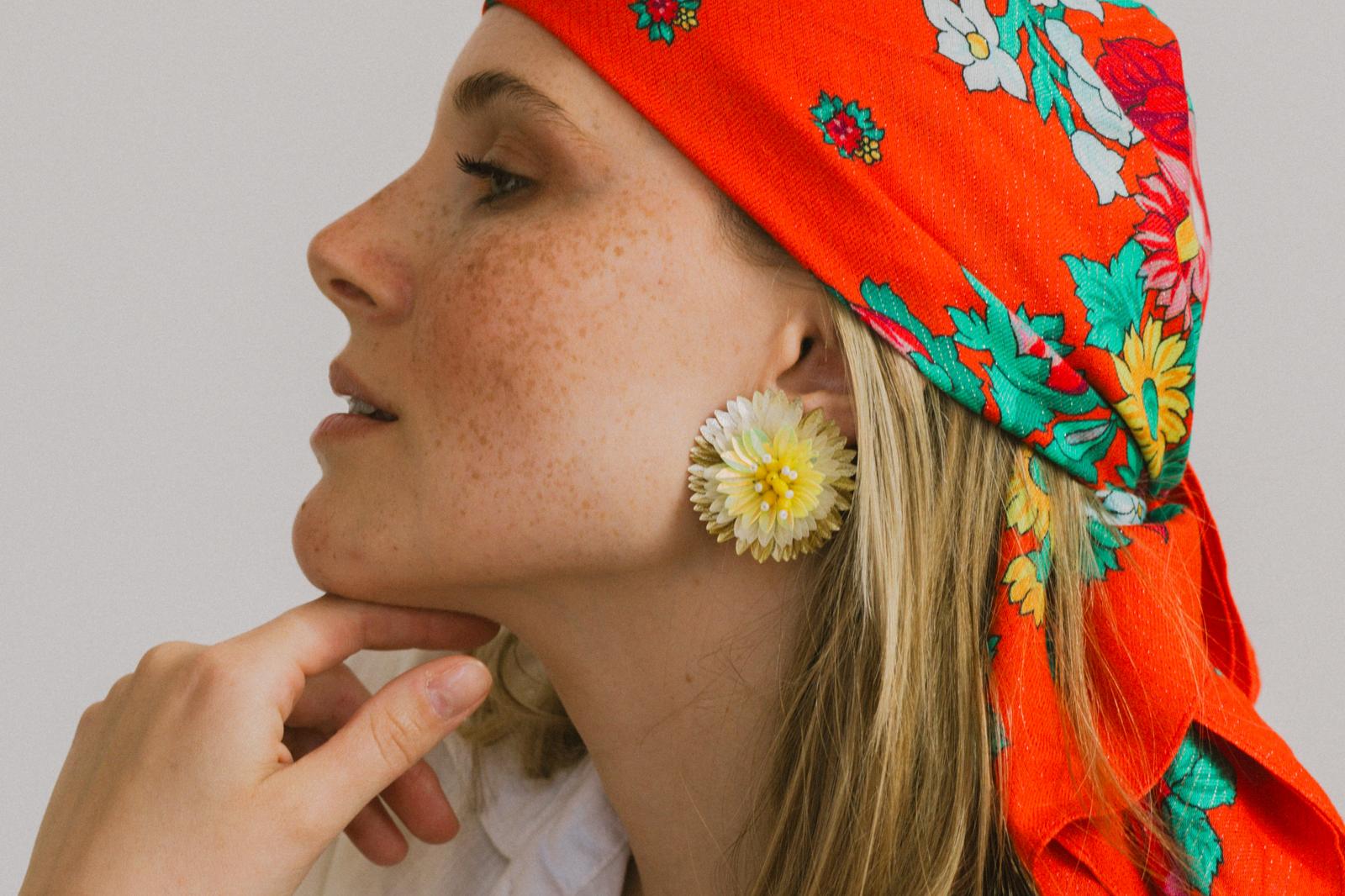 Boucles d'oreilles brodées ZINNIA