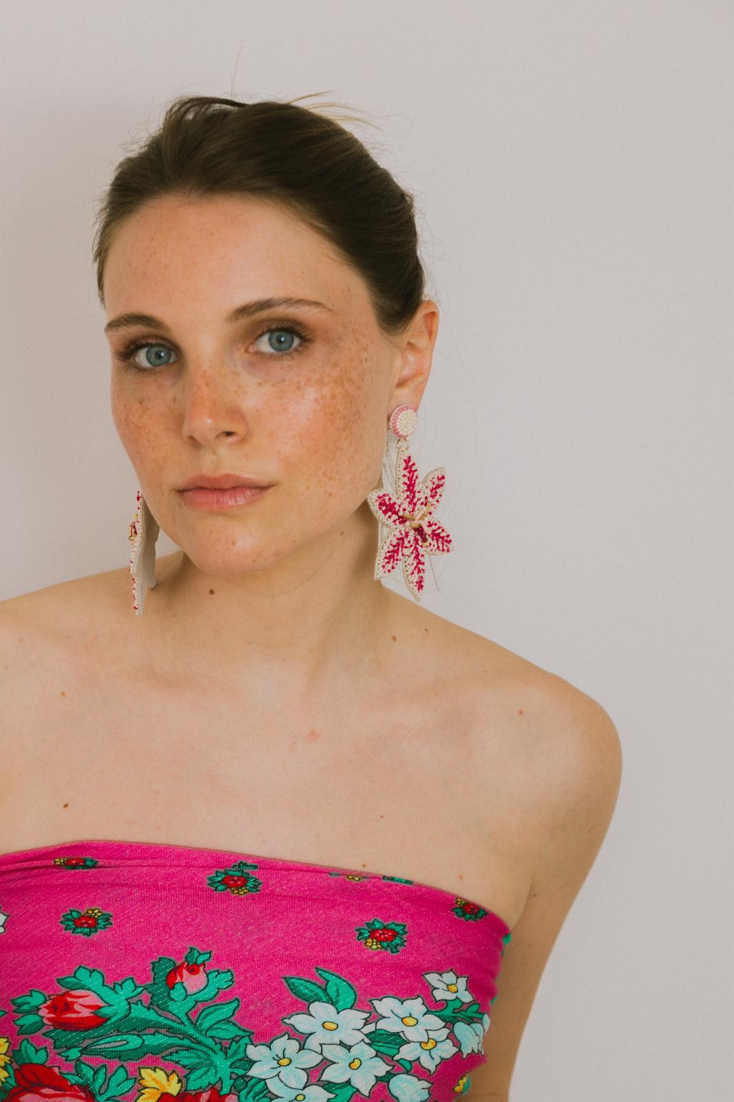 Boucles d'oreilles brodées Perlées AVA