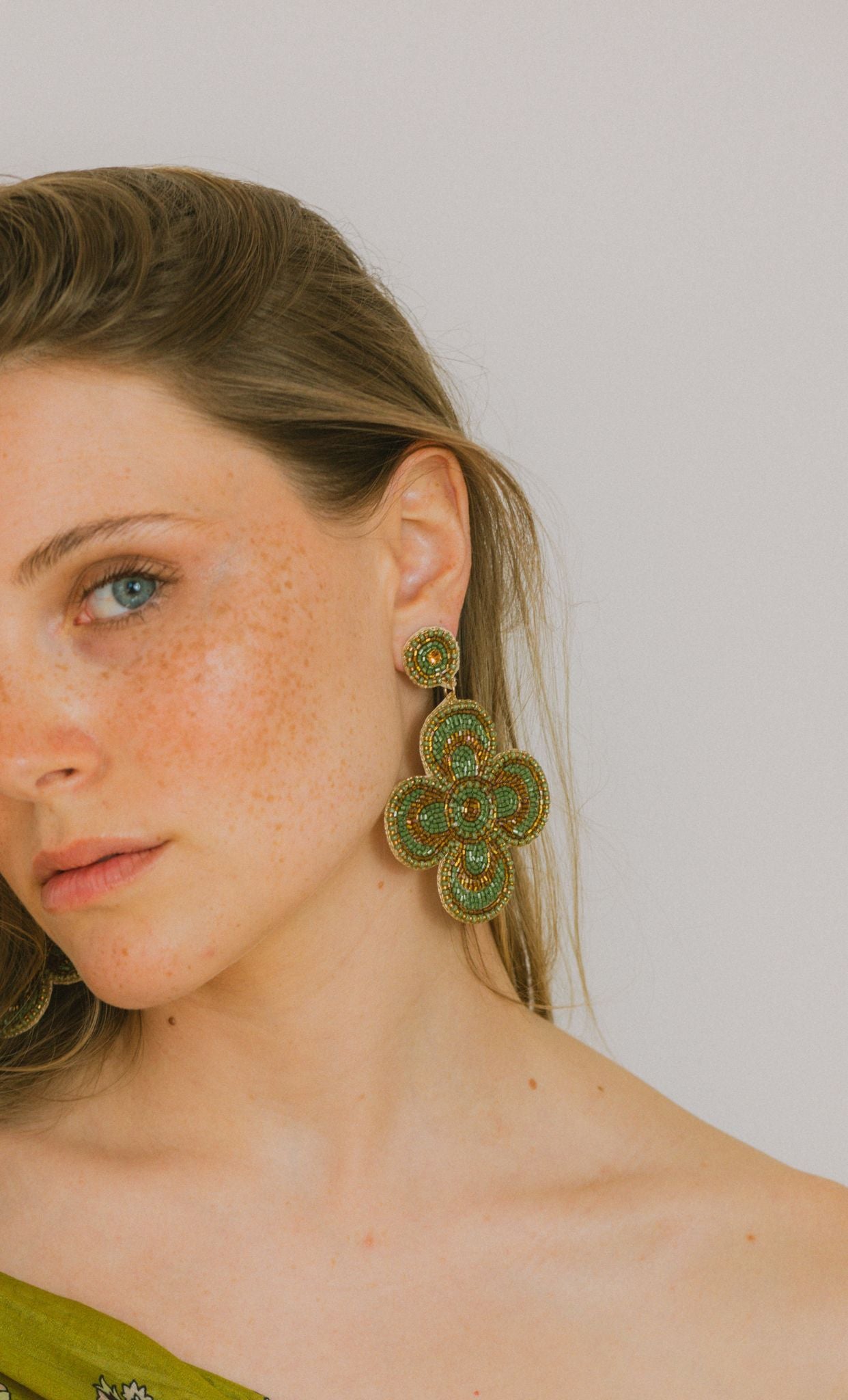 Boucles d'oreilles brodées Perlées Prisca