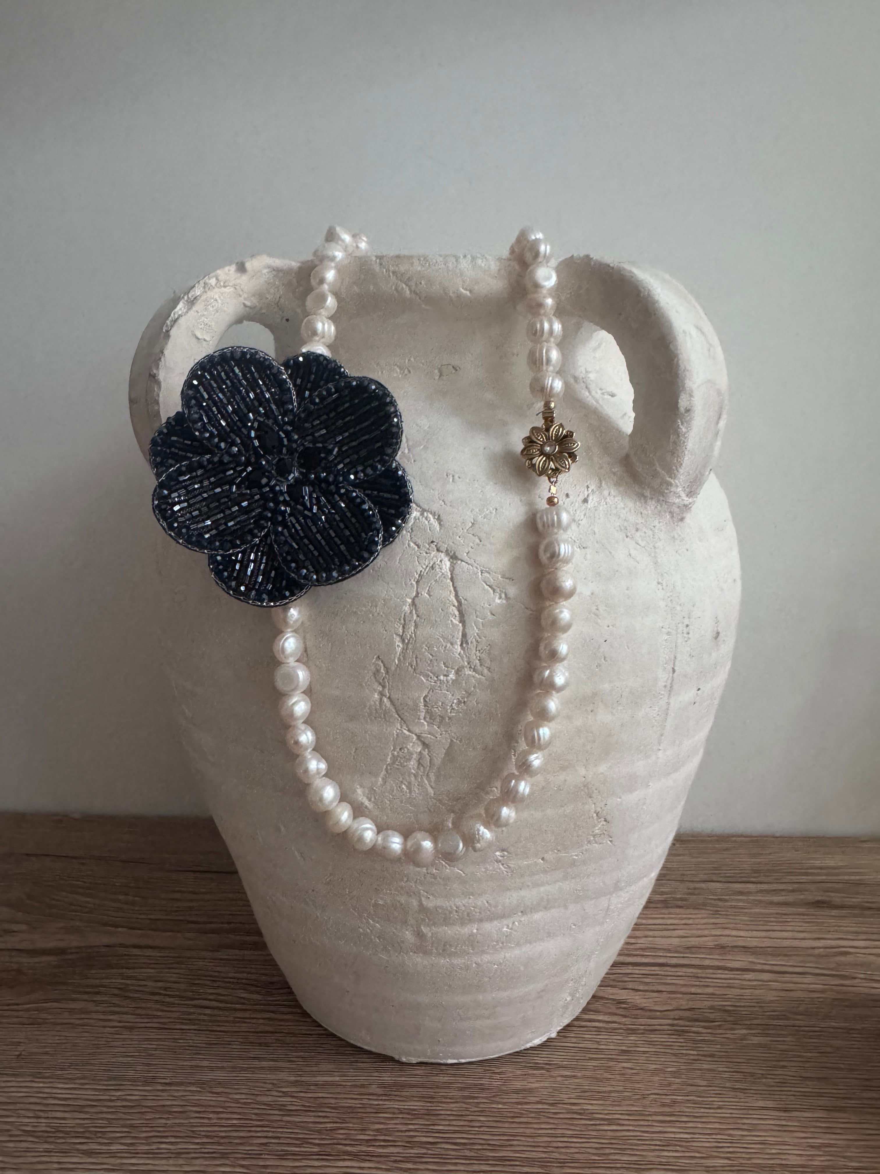 Cassiopeia embroidered earrings