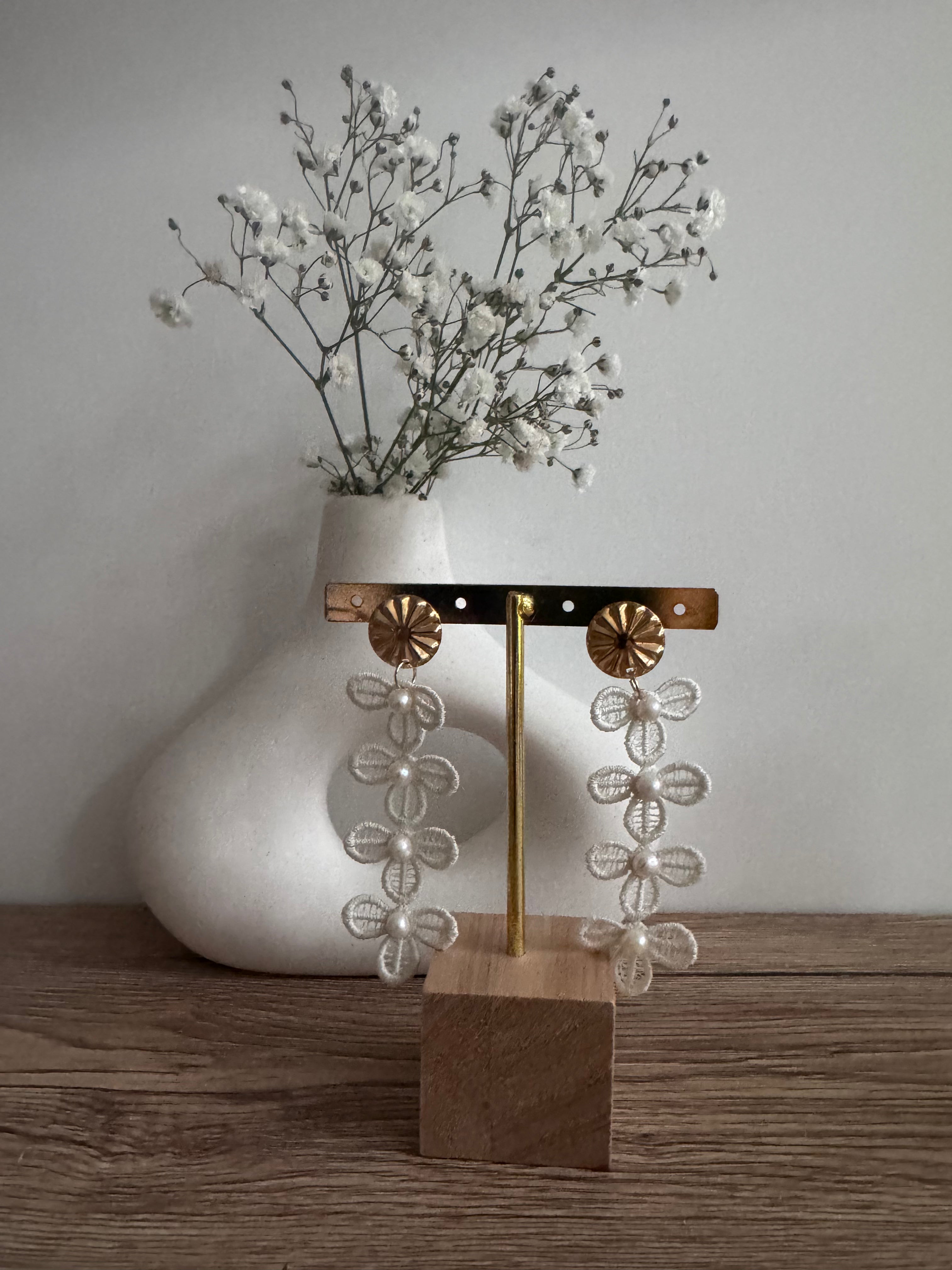 Cassiopeia embroidered earrings