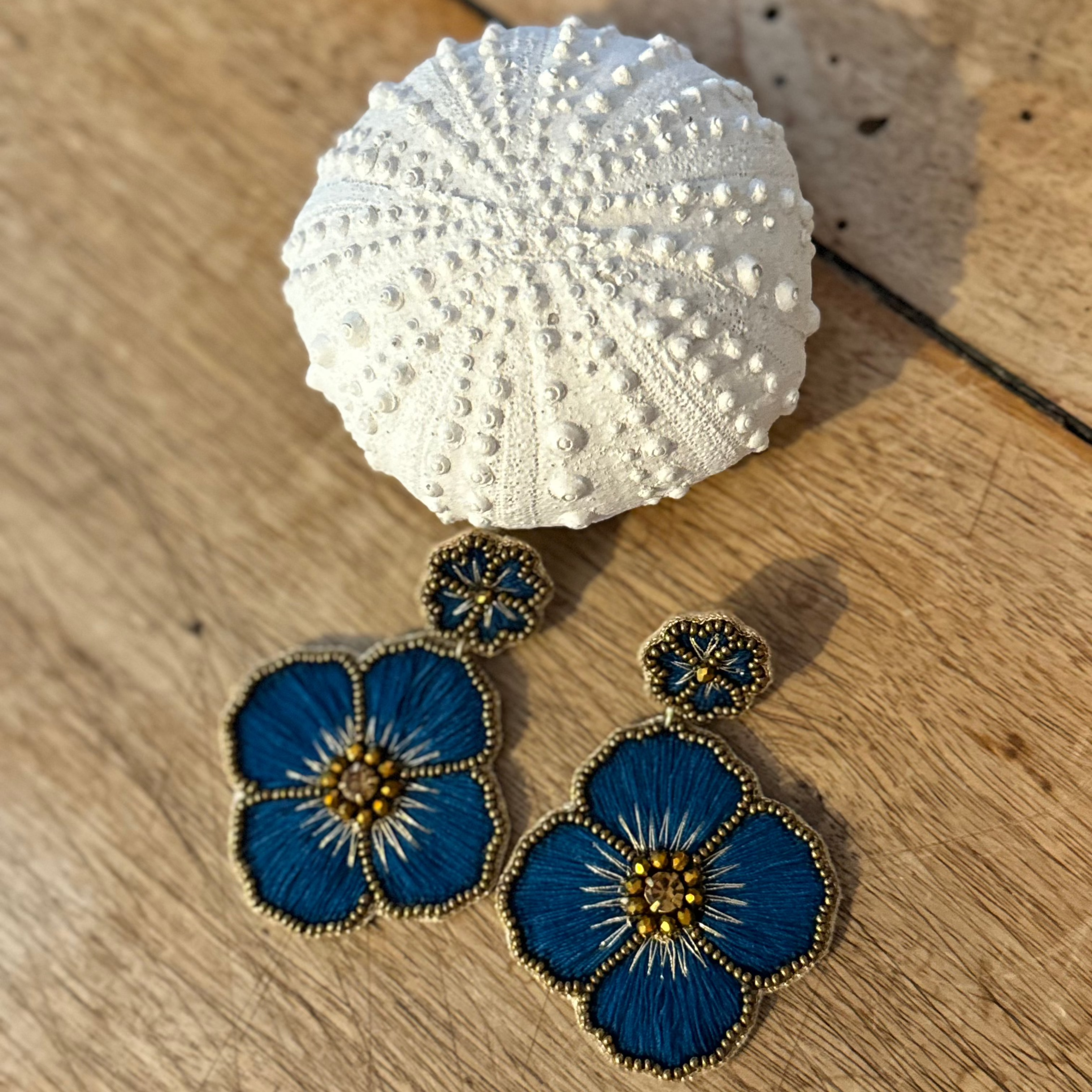 Cassiopeia embroidered earrings