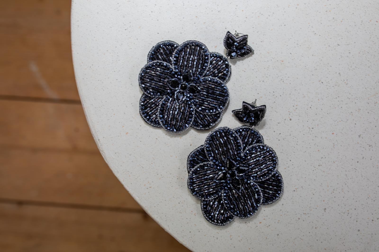 Boucles d'oreilles brodées Perlées Constance