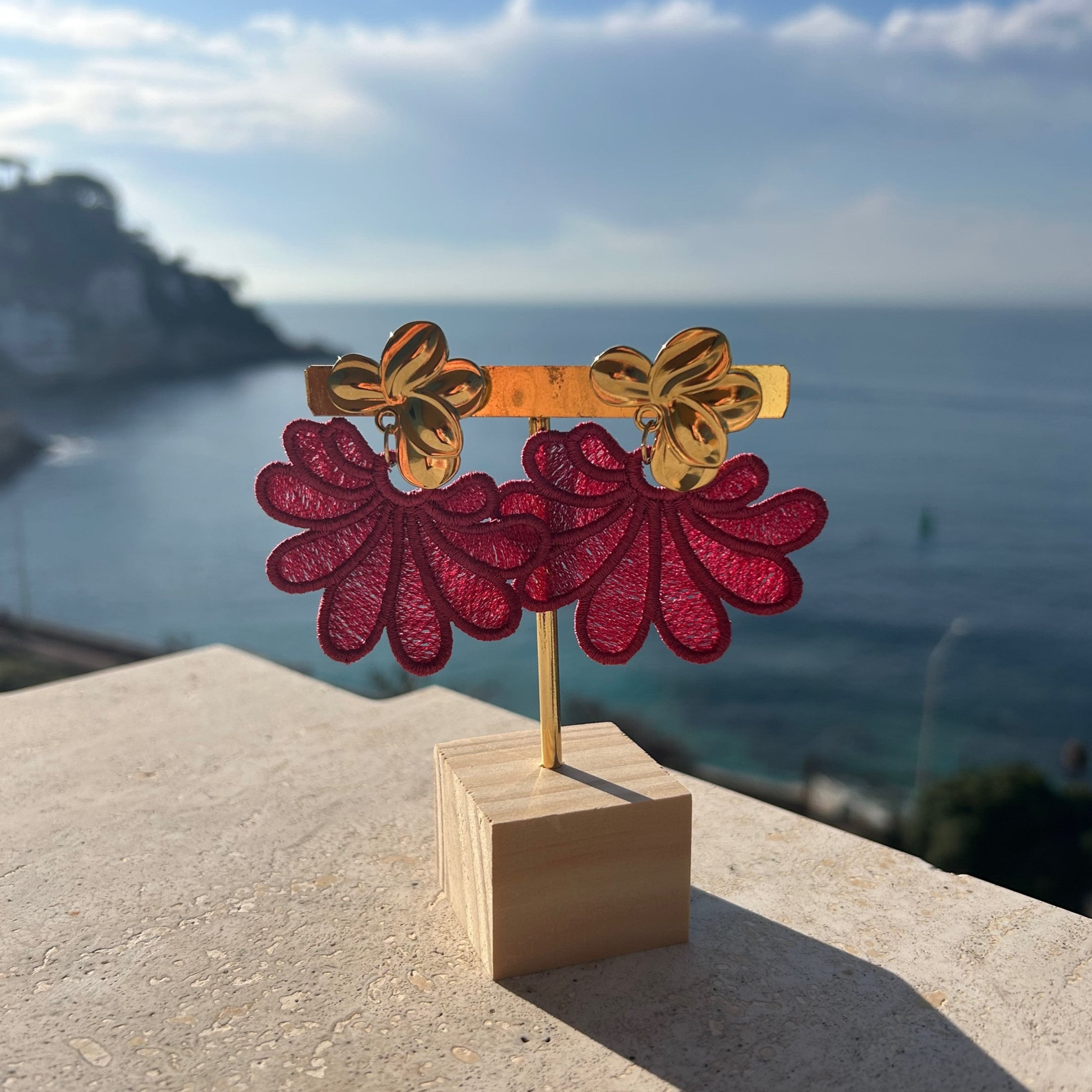 Angèle embroidered earrings