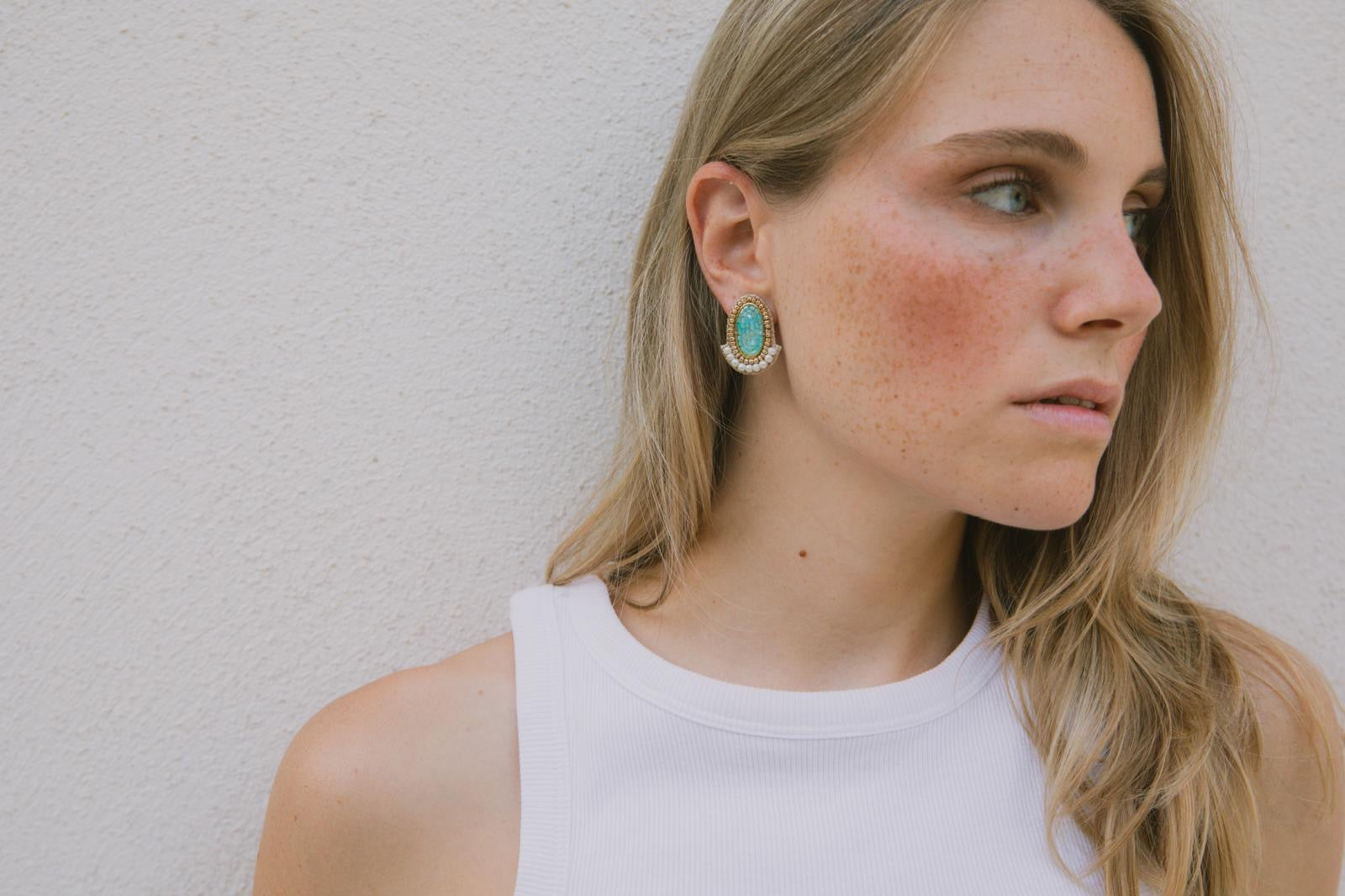 Boucles d'oreilles brodées ONDINE