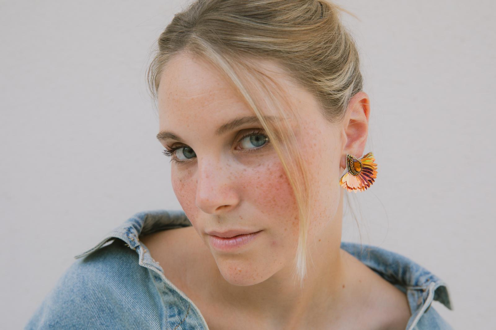 Boucles d'oreilles brodées Perlées ARYA « Irisées »