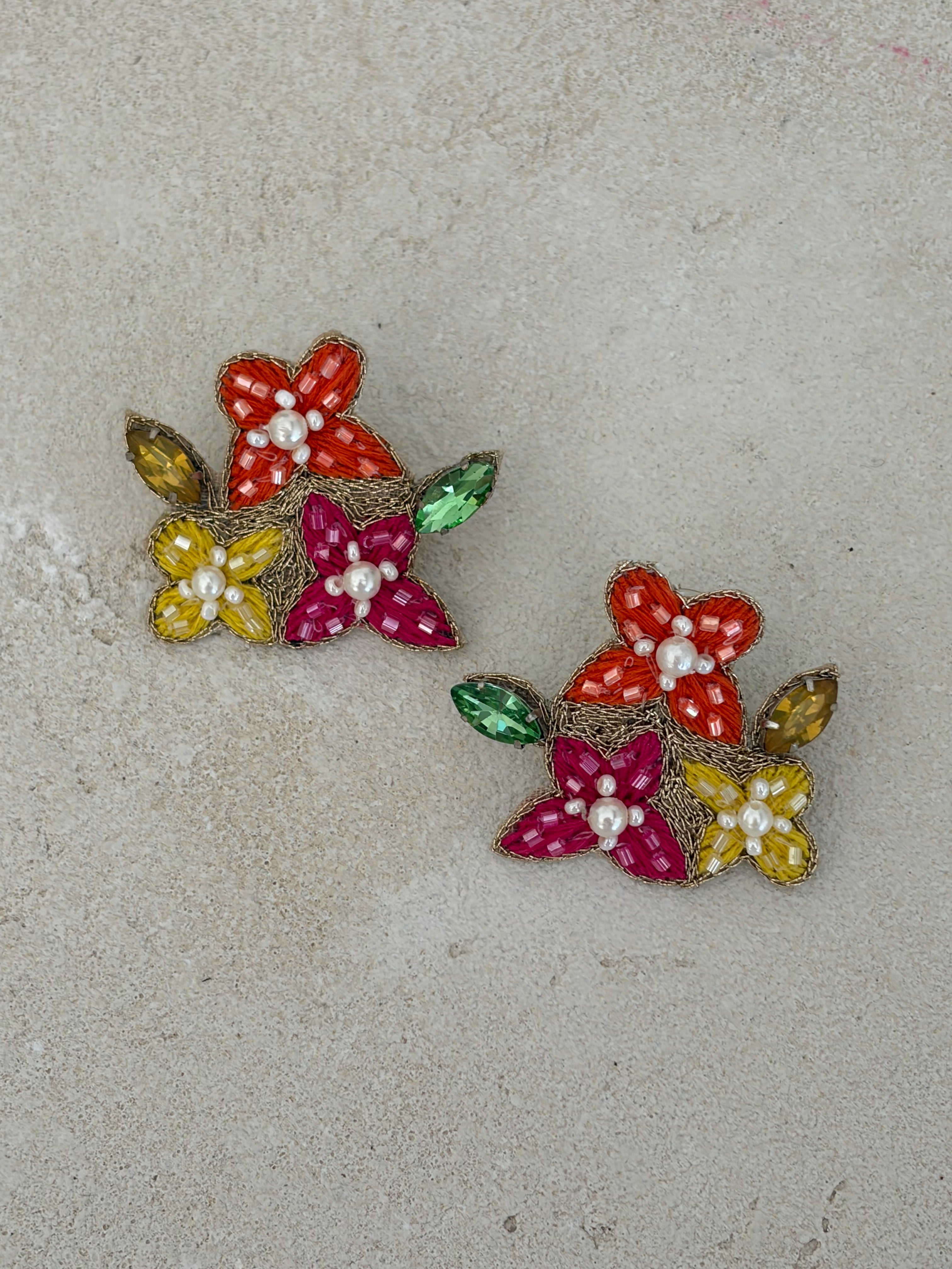 Boucles d'oreilles brodées LISA