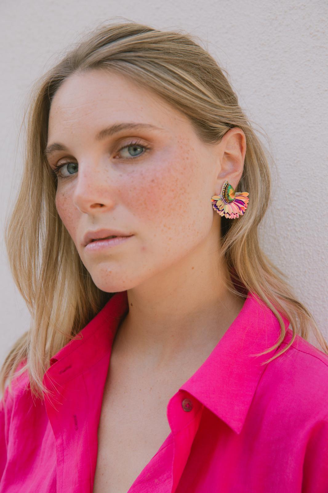 Boucles d'oreilles brodées Perlées ARYA « Irisées »