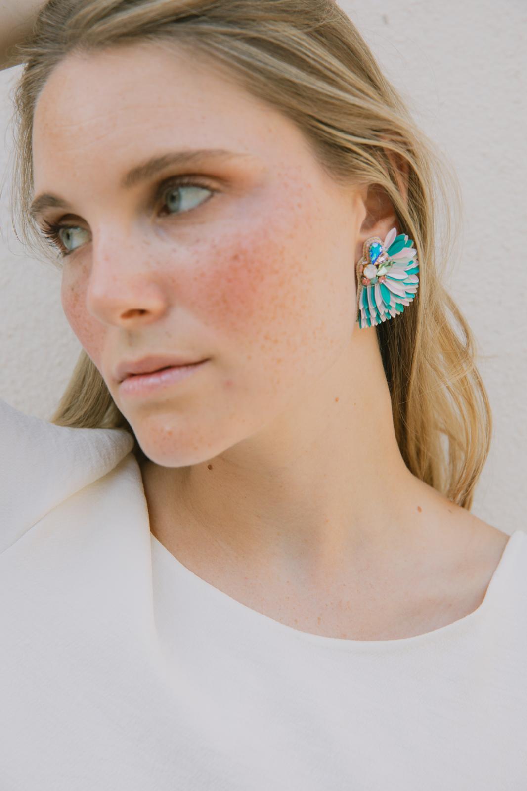 Boucles d'oreilles brodées ISÉE