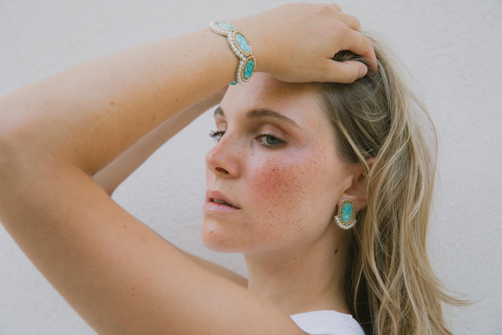 Boucles d'oreilles brodées ONDINE