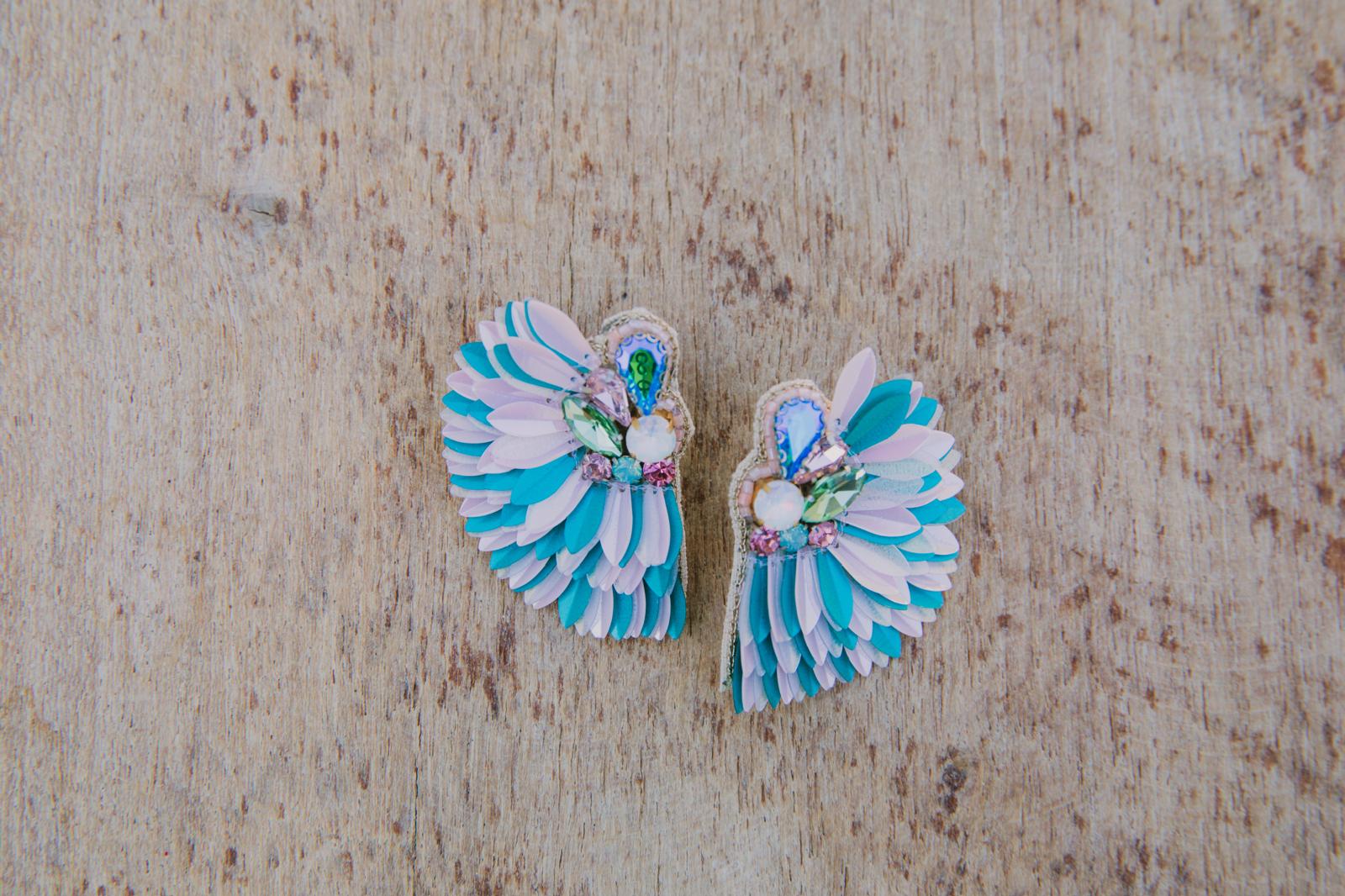 Boucles d'oreilles brodées ISÉE