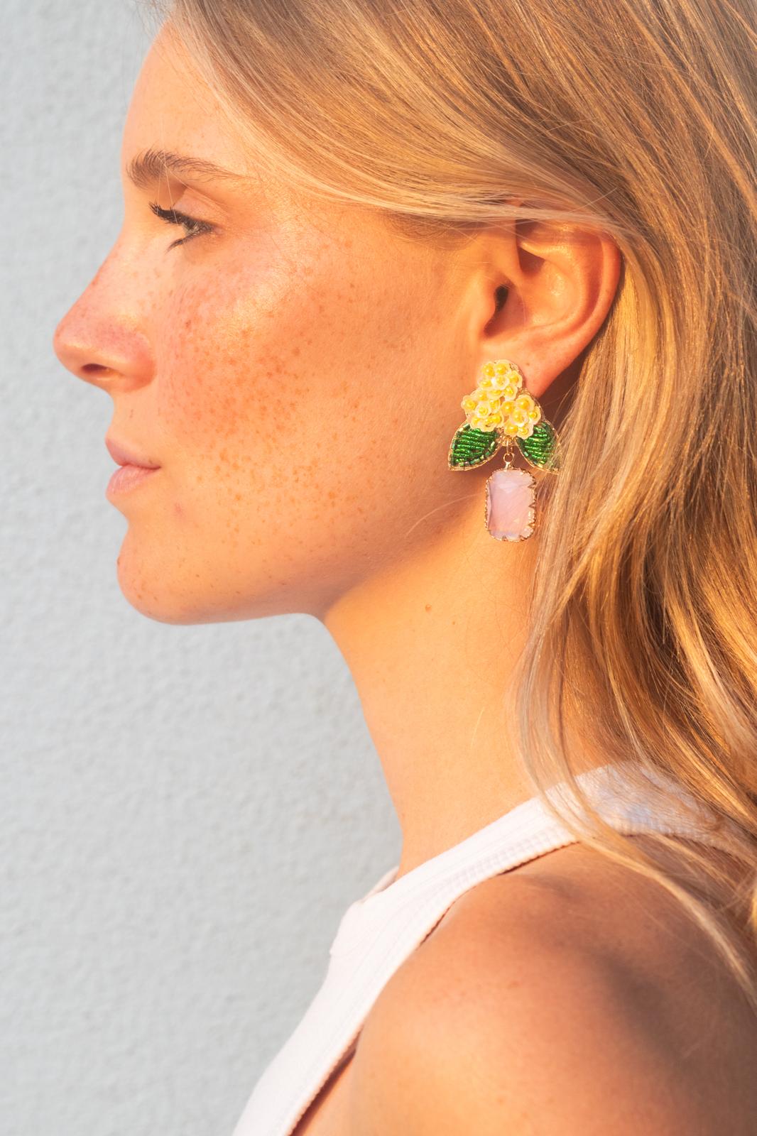 Boucles d'oreilles brodées LYSÉA
