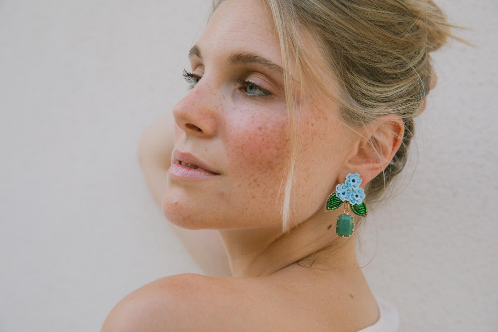 Boucles d'oreilles brodées LYSÉA