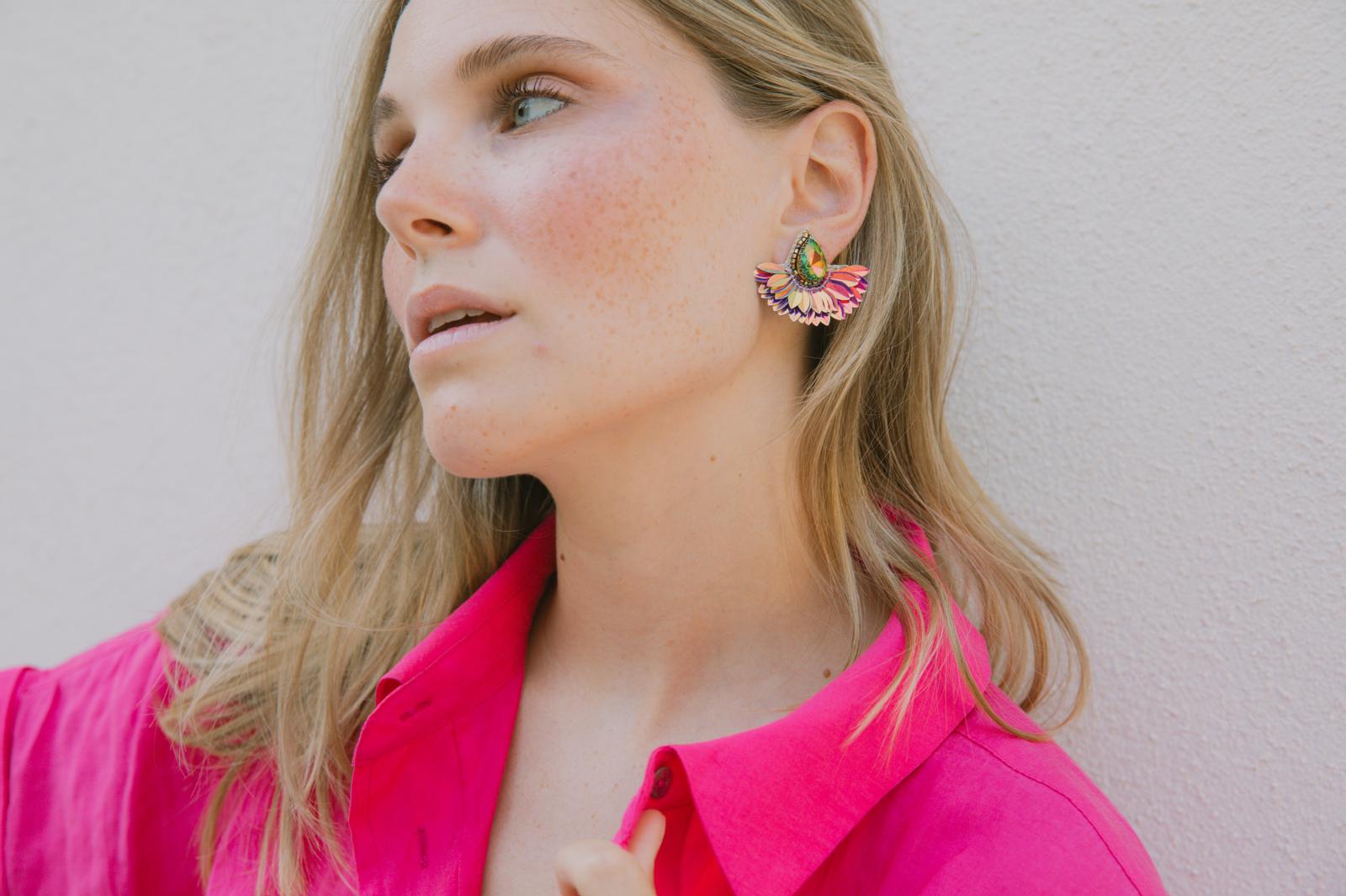 Boucles d'oreilles brodées Perlées ARYA « Irisées »