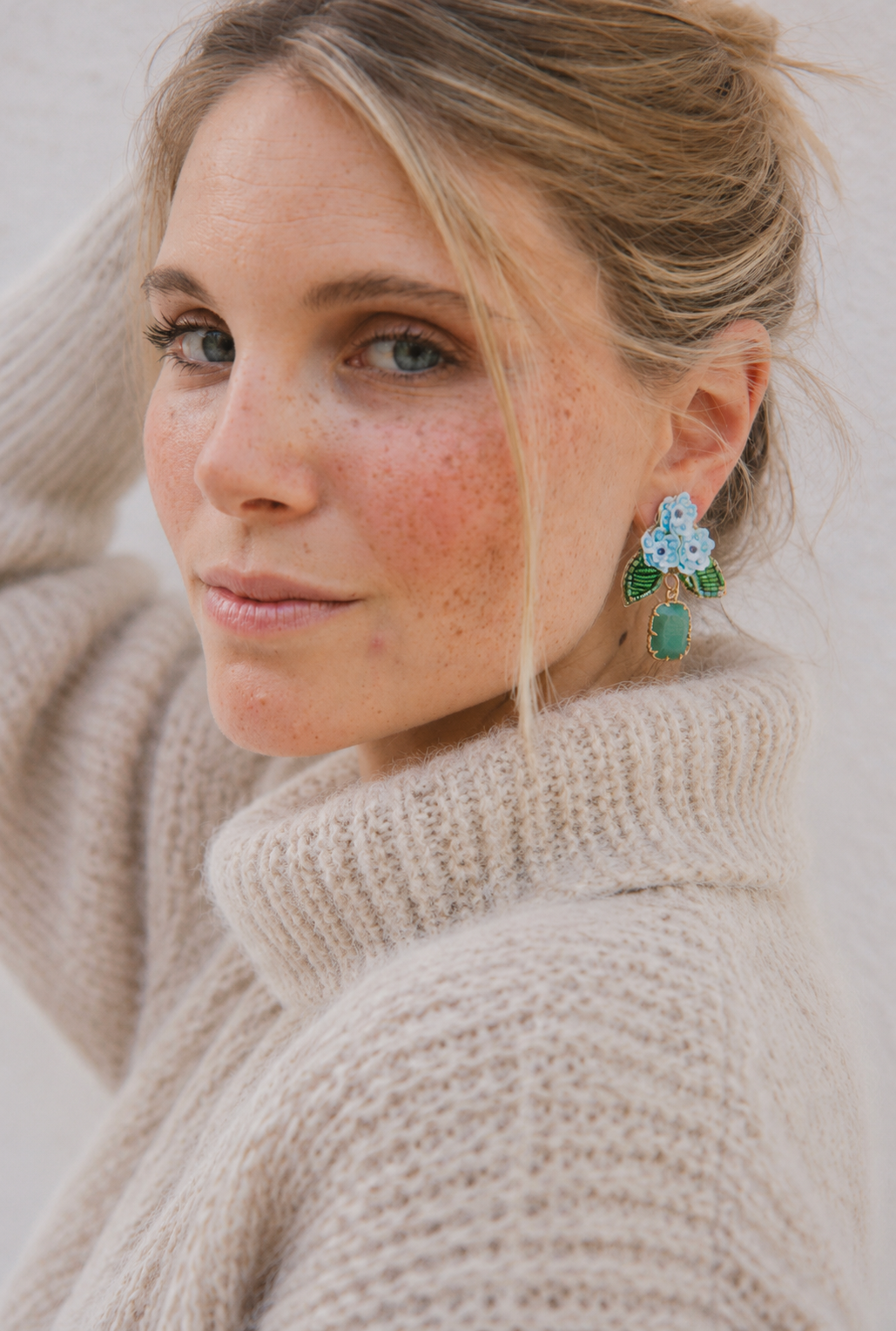 Boucles d'oreilles brodées LYSÉA