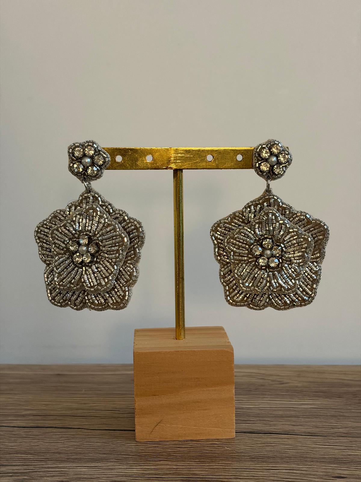 Boucles d'oreilles brodées Perlées Divya