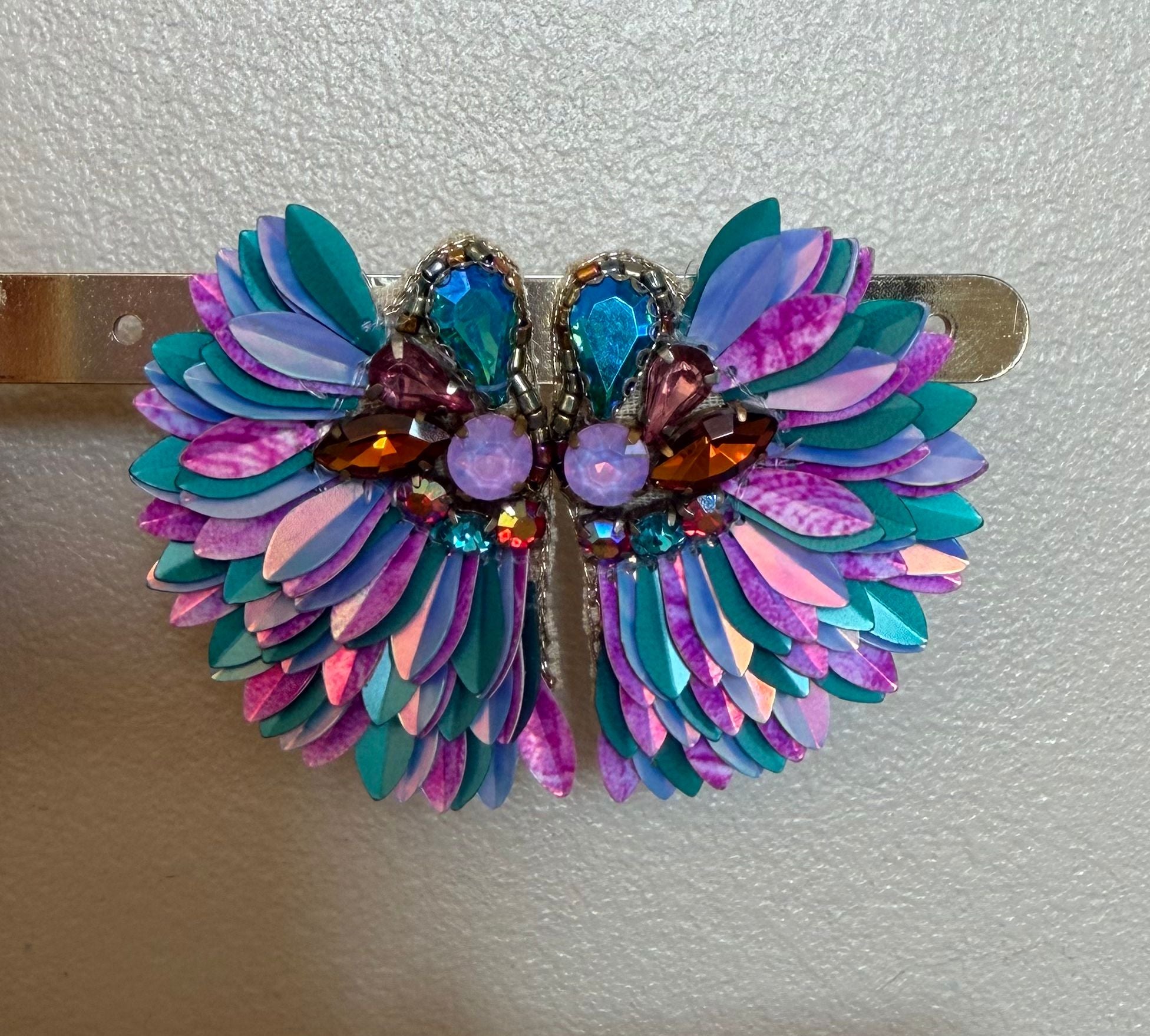 Boucles d'oreilles brodées ISÉE