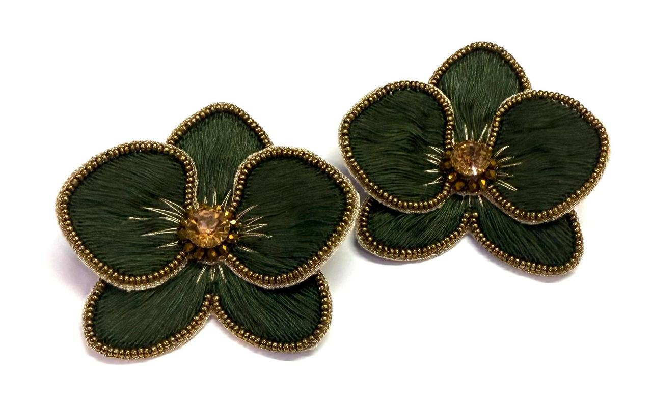 Cassiopeia embroidered earrings