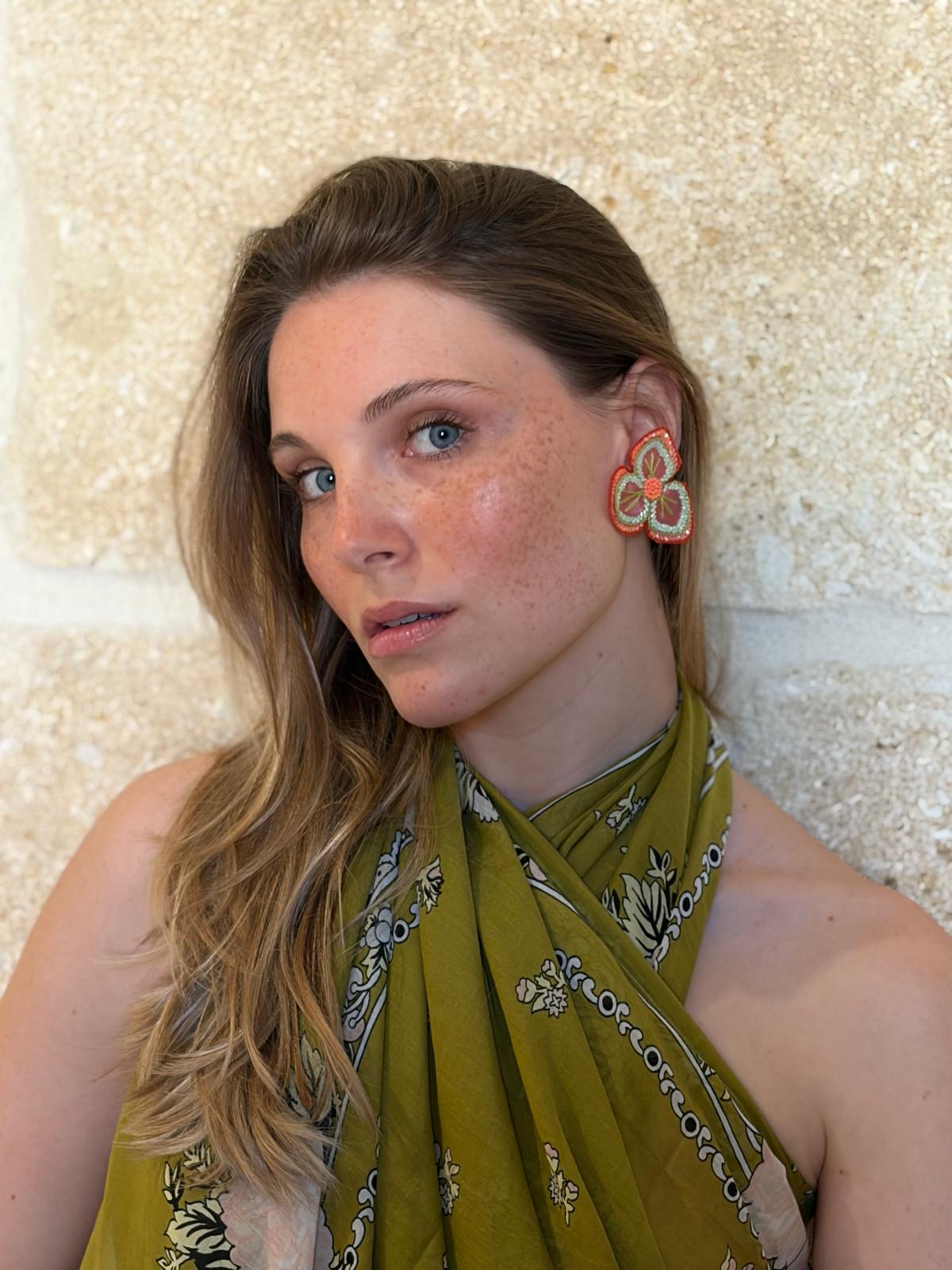 Boucles d'oreilles brodées NÉLIA
