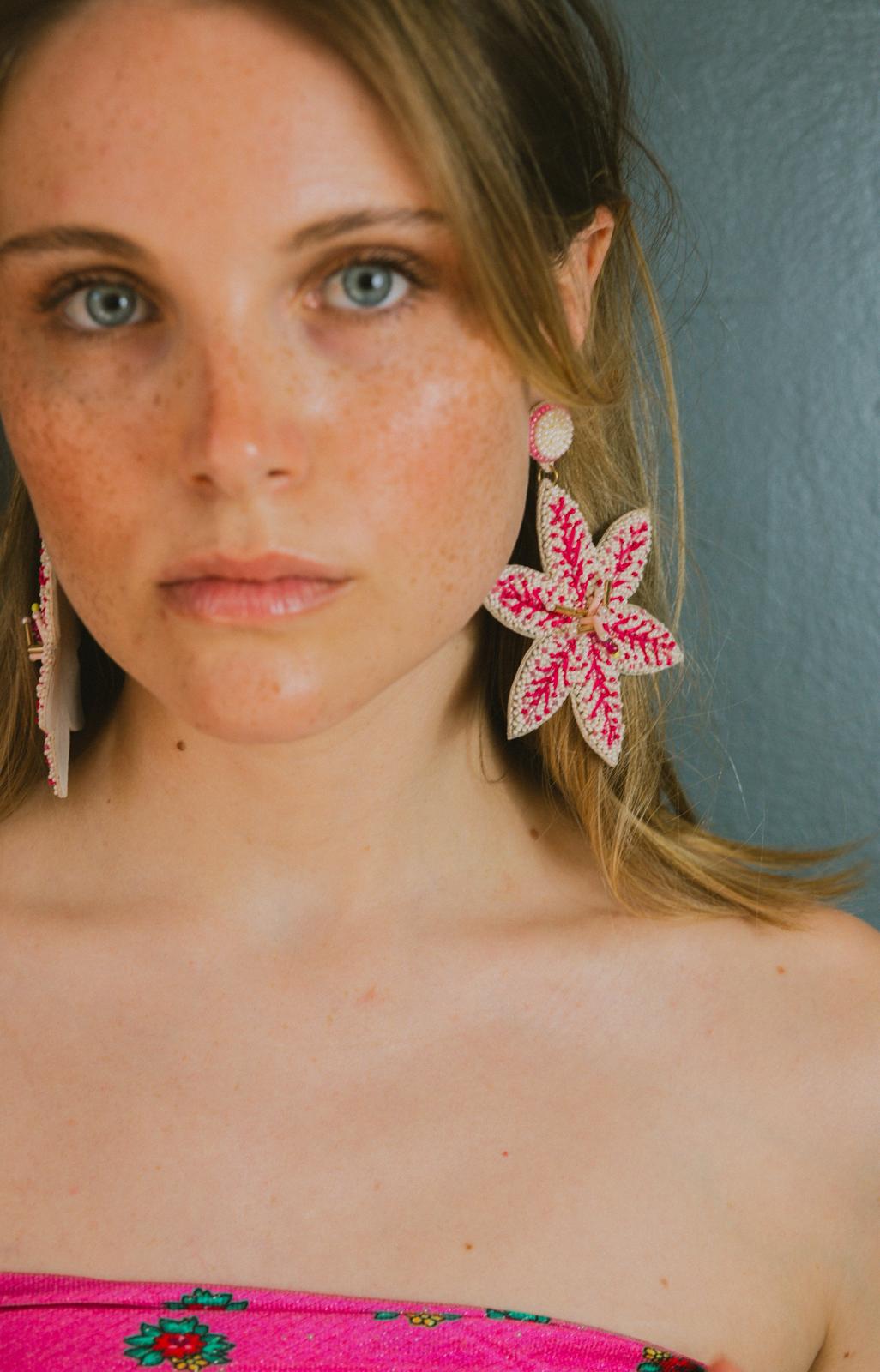 Boucles d'oreilles brodées Perlées AVA