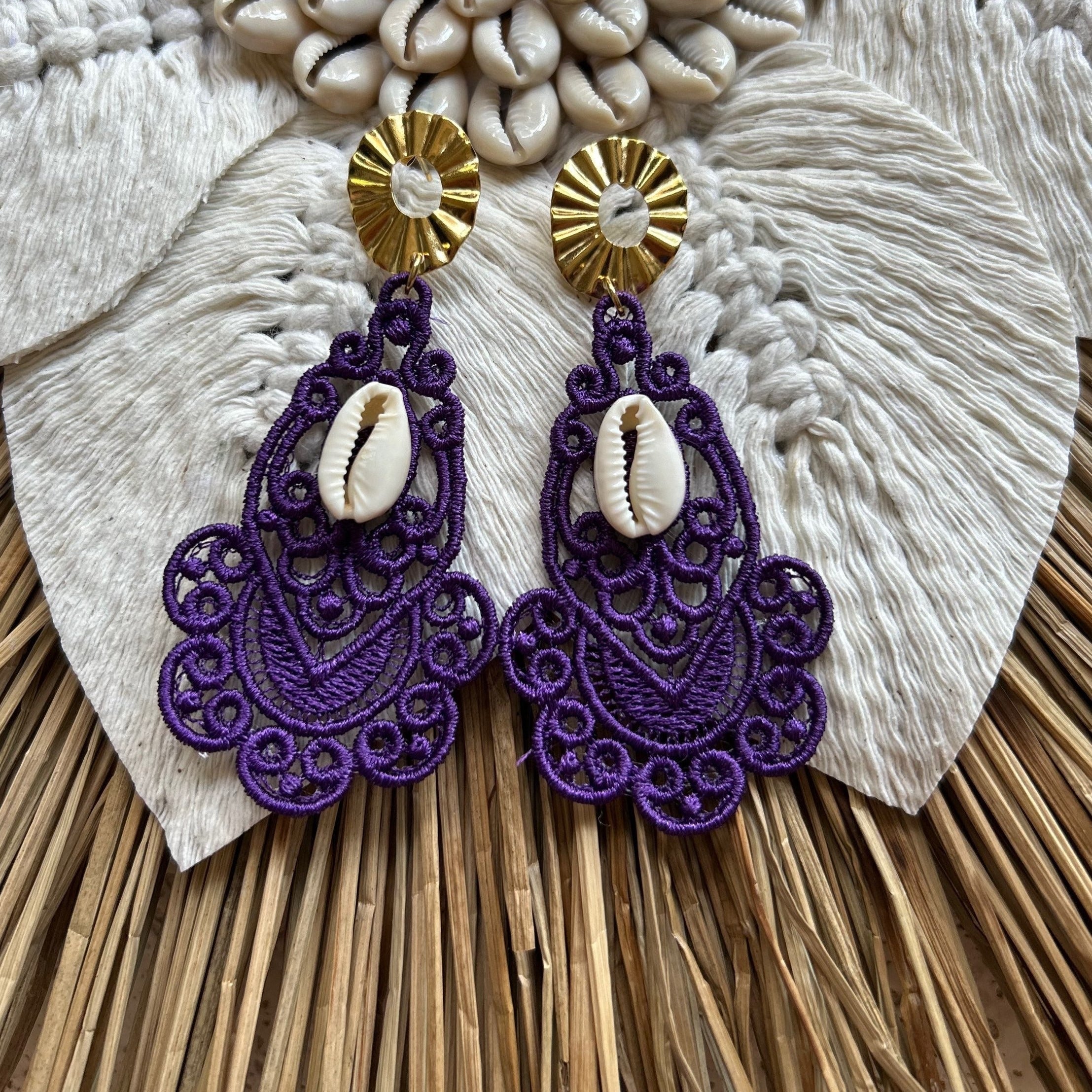 Boucles d'oreilles brodées MOANA